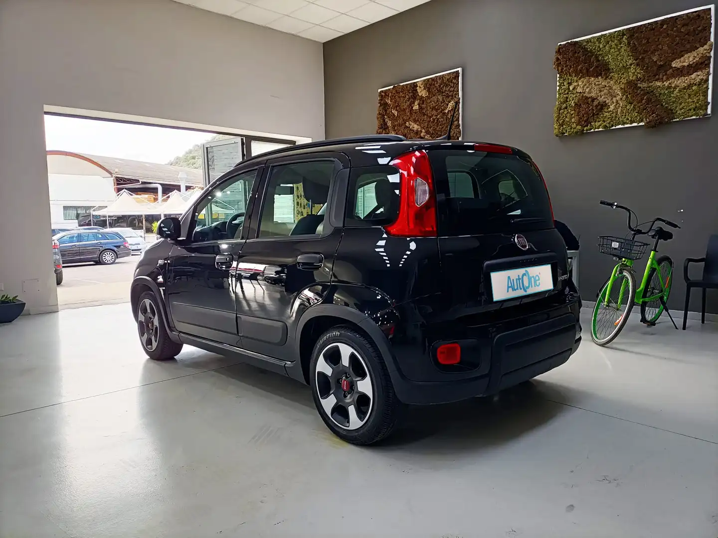 Fiat Panda 1.0 GSE 70CV HYBRID S&S CITY LIFE Nero - 2