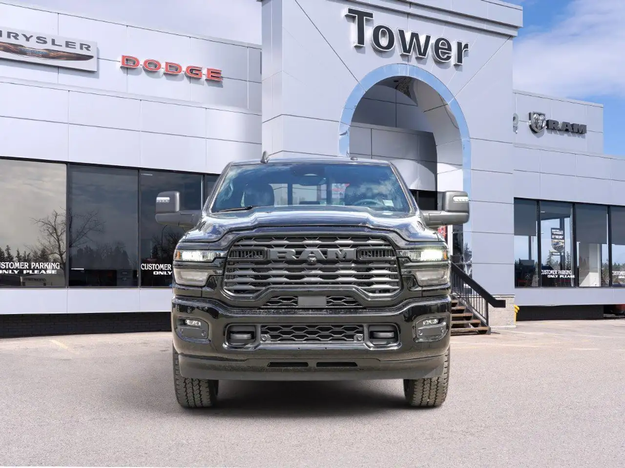 RAM 2500 снимка RAM 2500