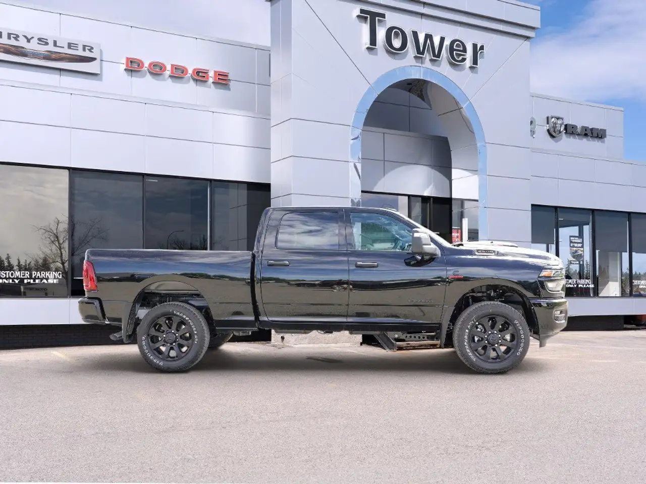 RAM 2500 снимка RAM 2500