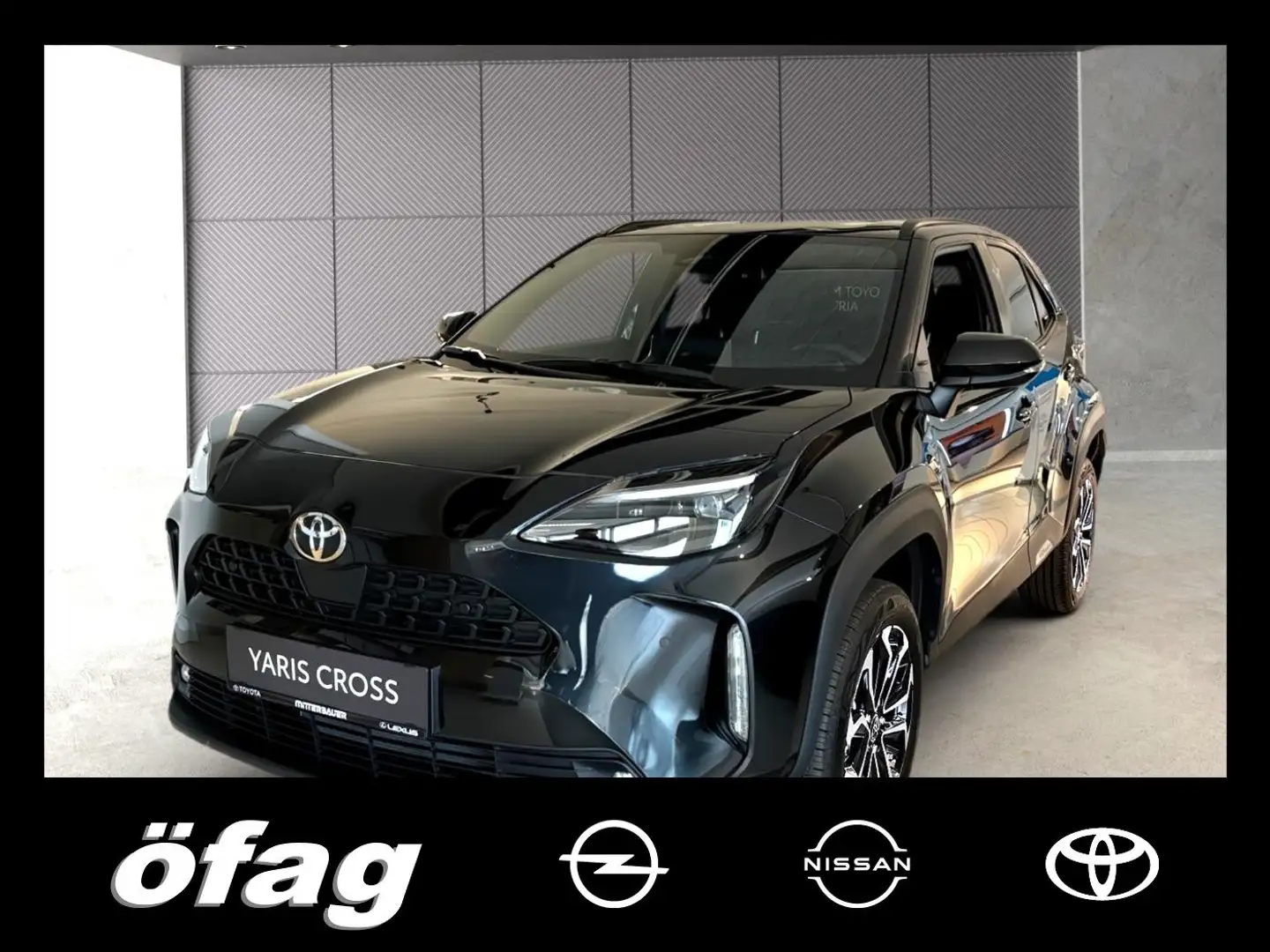 Toyota Yaris Cross 1.5 VVT-i Hybrid 2WD Act. Drive Aut. Schwarz - 1