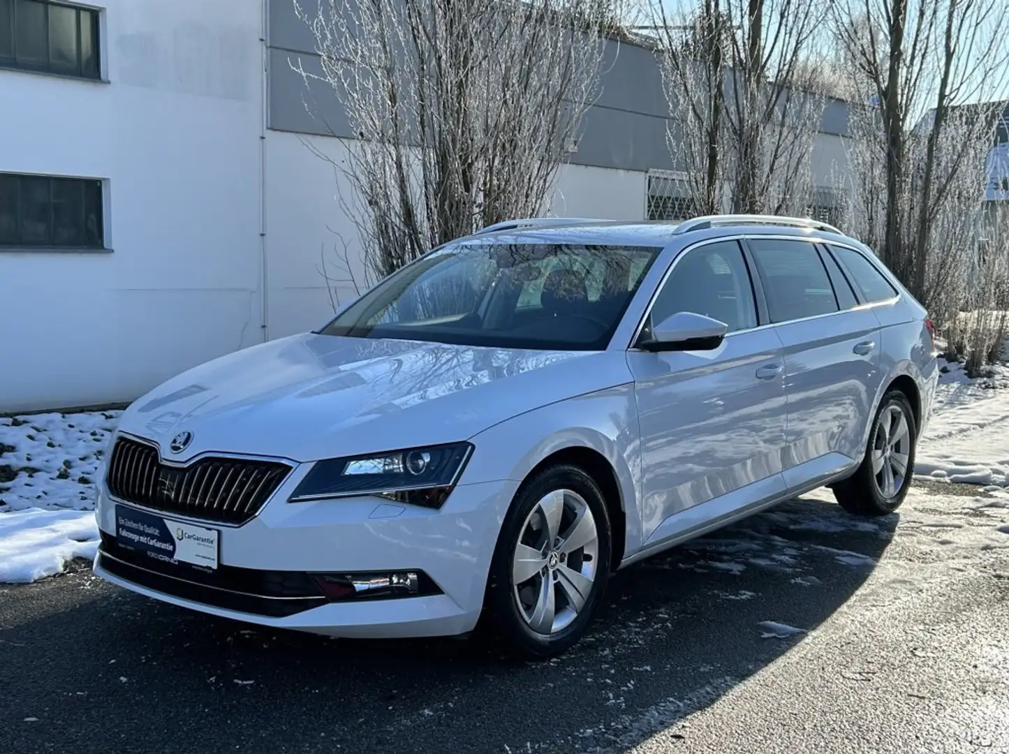 Skoda Superb Combi Style 2.0 TDI 150PS Weiß - 1