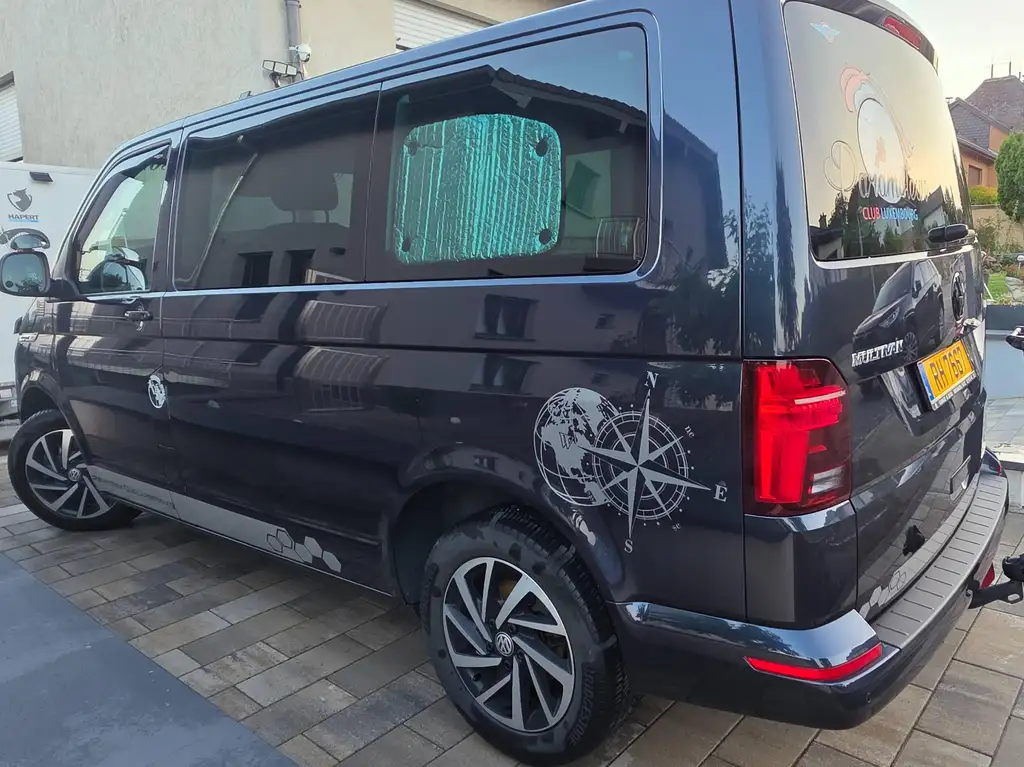 Volkswagen T6.1 Multivan 2023 из Европы — купить под ключ