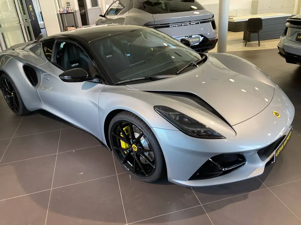 Lotus Emira 2024 из Европы — купить под ключ