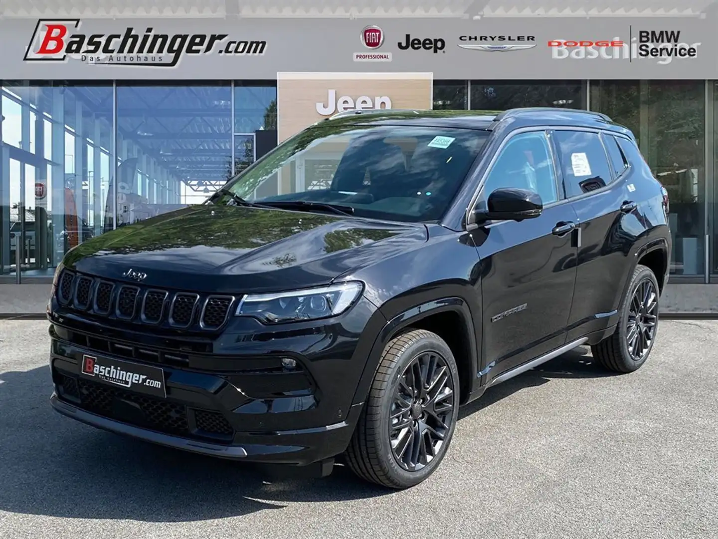 Jeep Compass 1.3 Multiair T4 FWD 6DDCT S Schwarz - 1