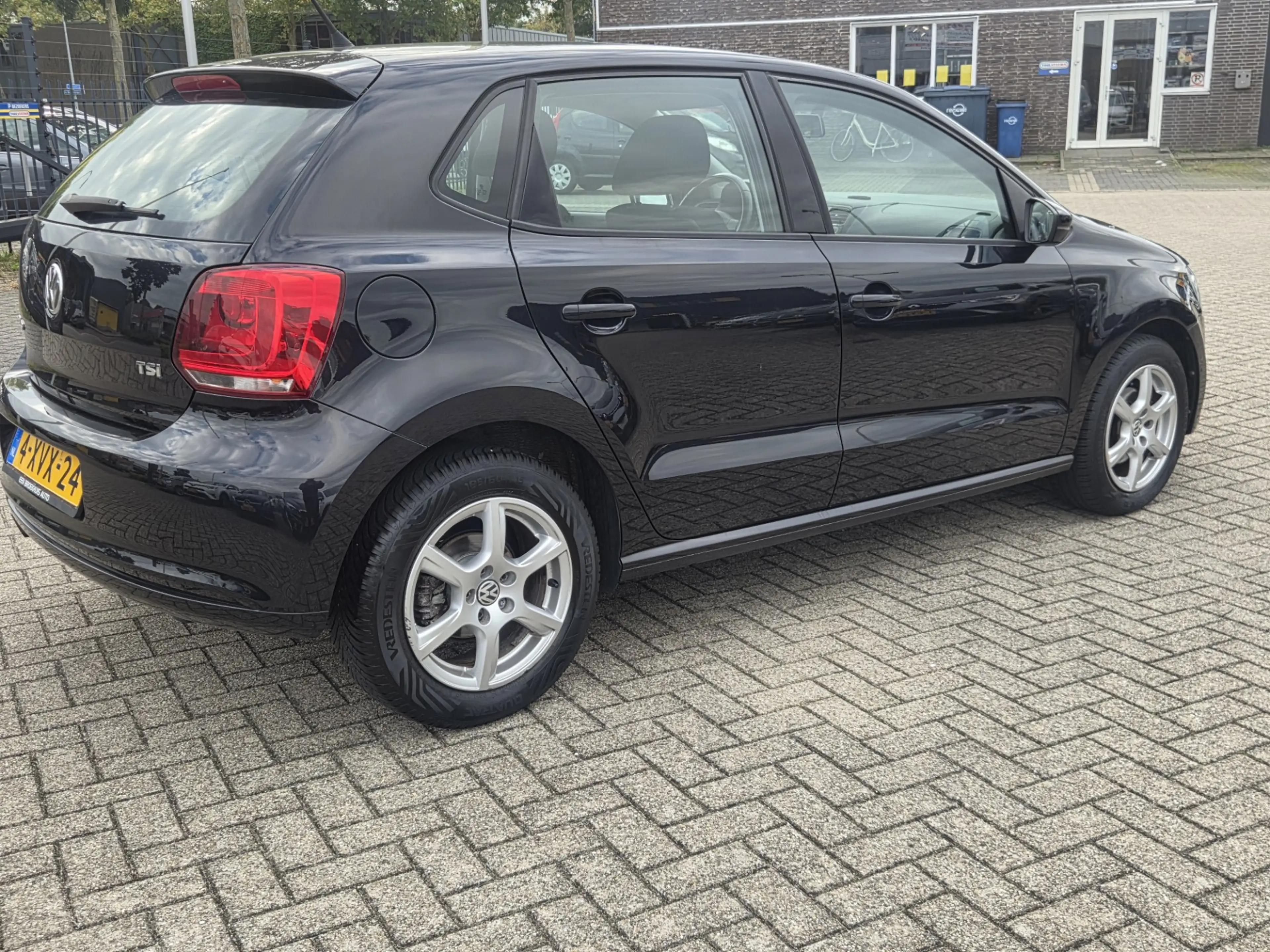 Volkswagen Polo 1.2 TSI R-Line Edition/DEALER ONDERHOUDEN — photo 4