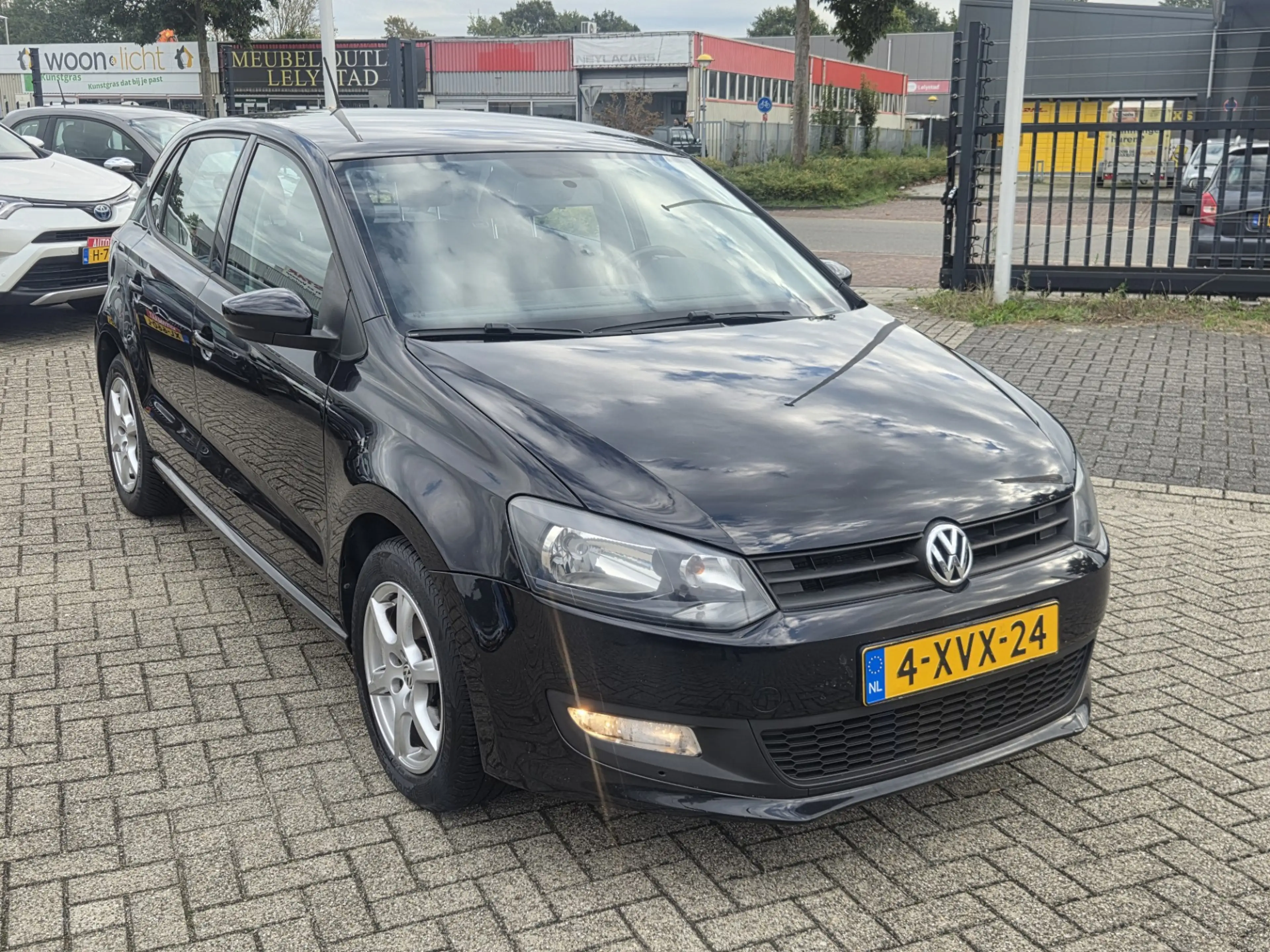 Volkswagen Polo 1.2 TSI R-Line Edition/DEALER ONDERHOUDEN — photo 12