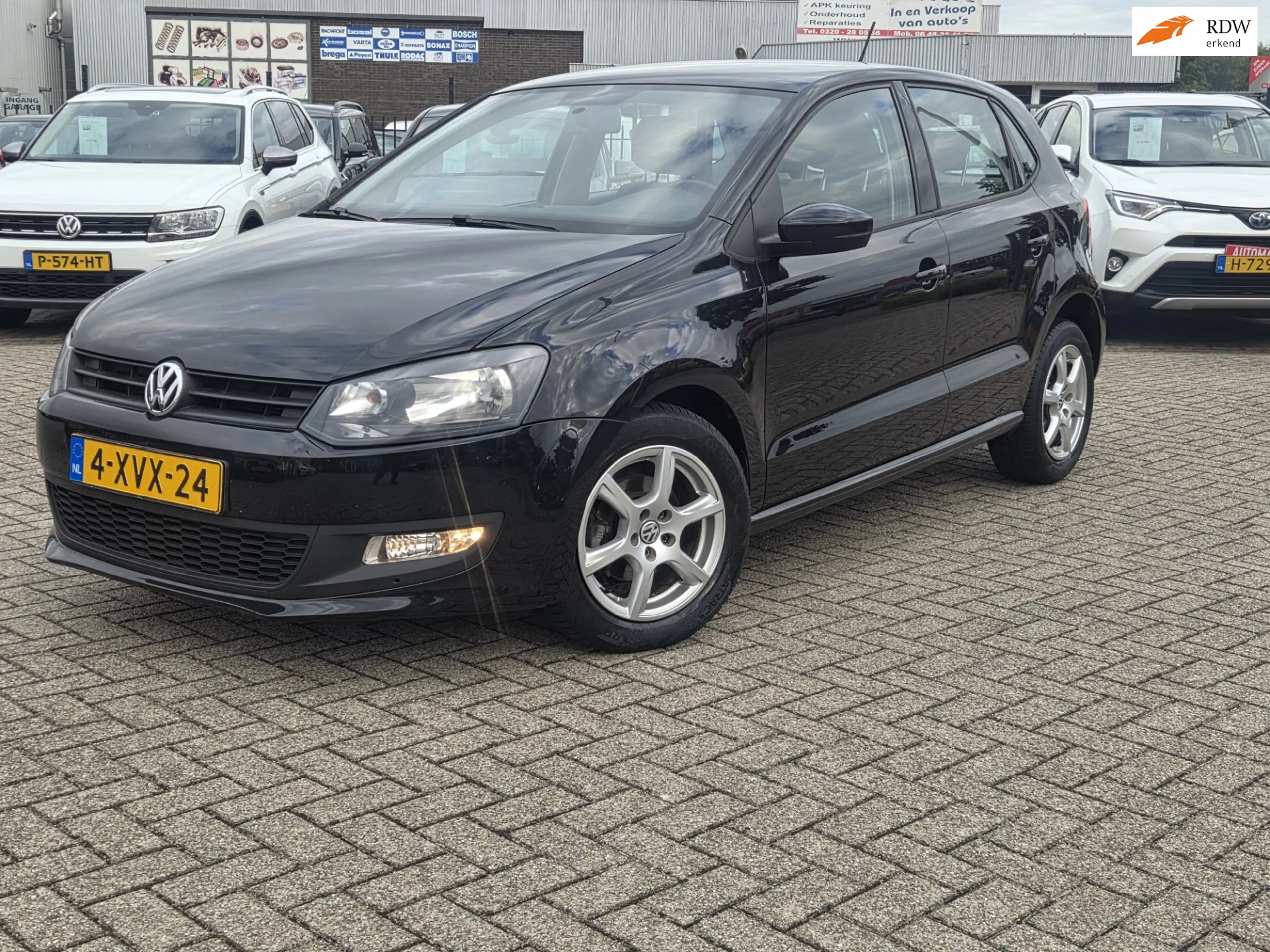Volkswagen Polo 1.2 TSI R-Line Edition/DEALER ONDERHOUDEN