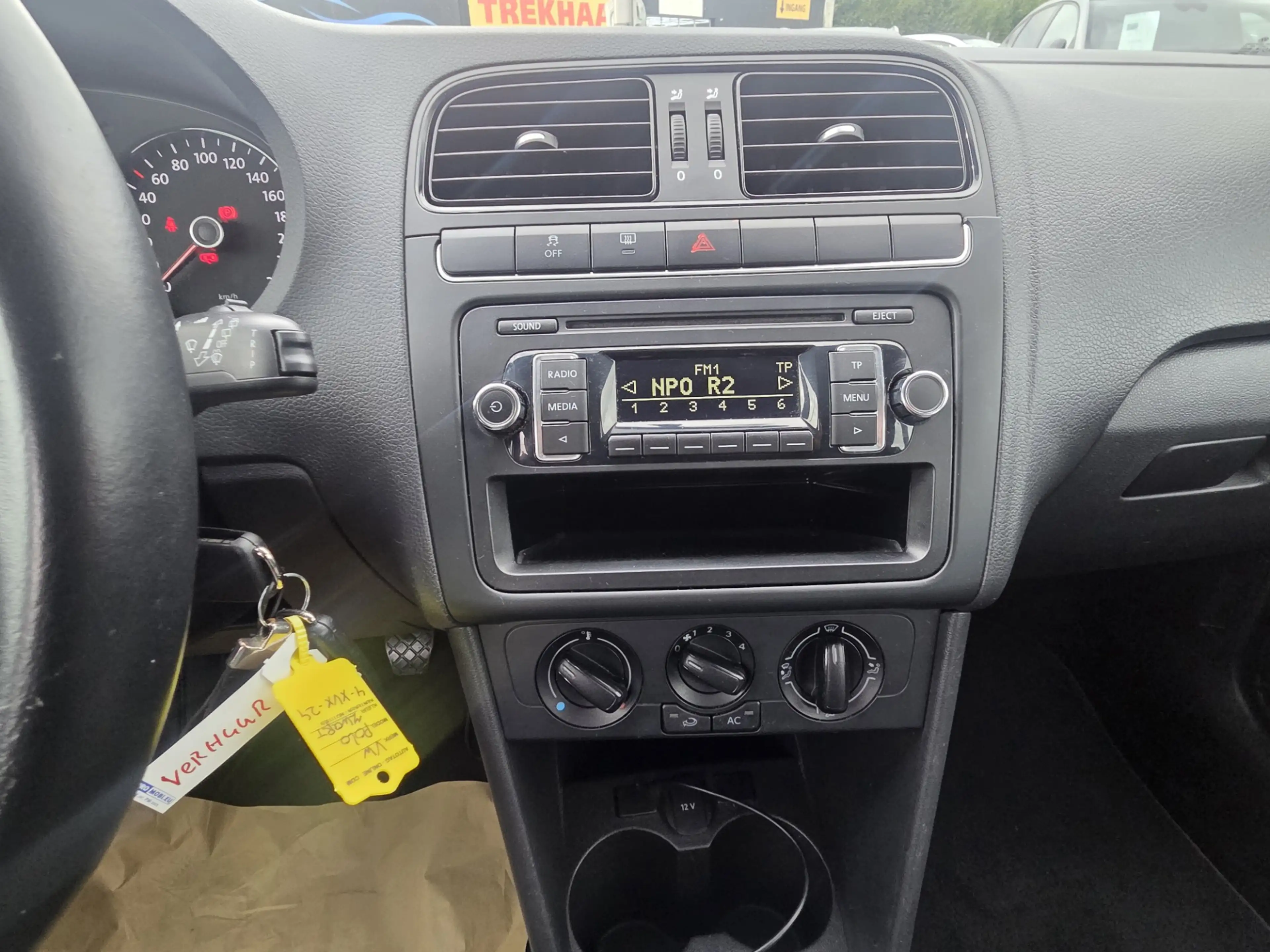 Volkswagen Polo 1.2 TSI R-Line Edition/DEALER ONDERHOUDEN — photo 16