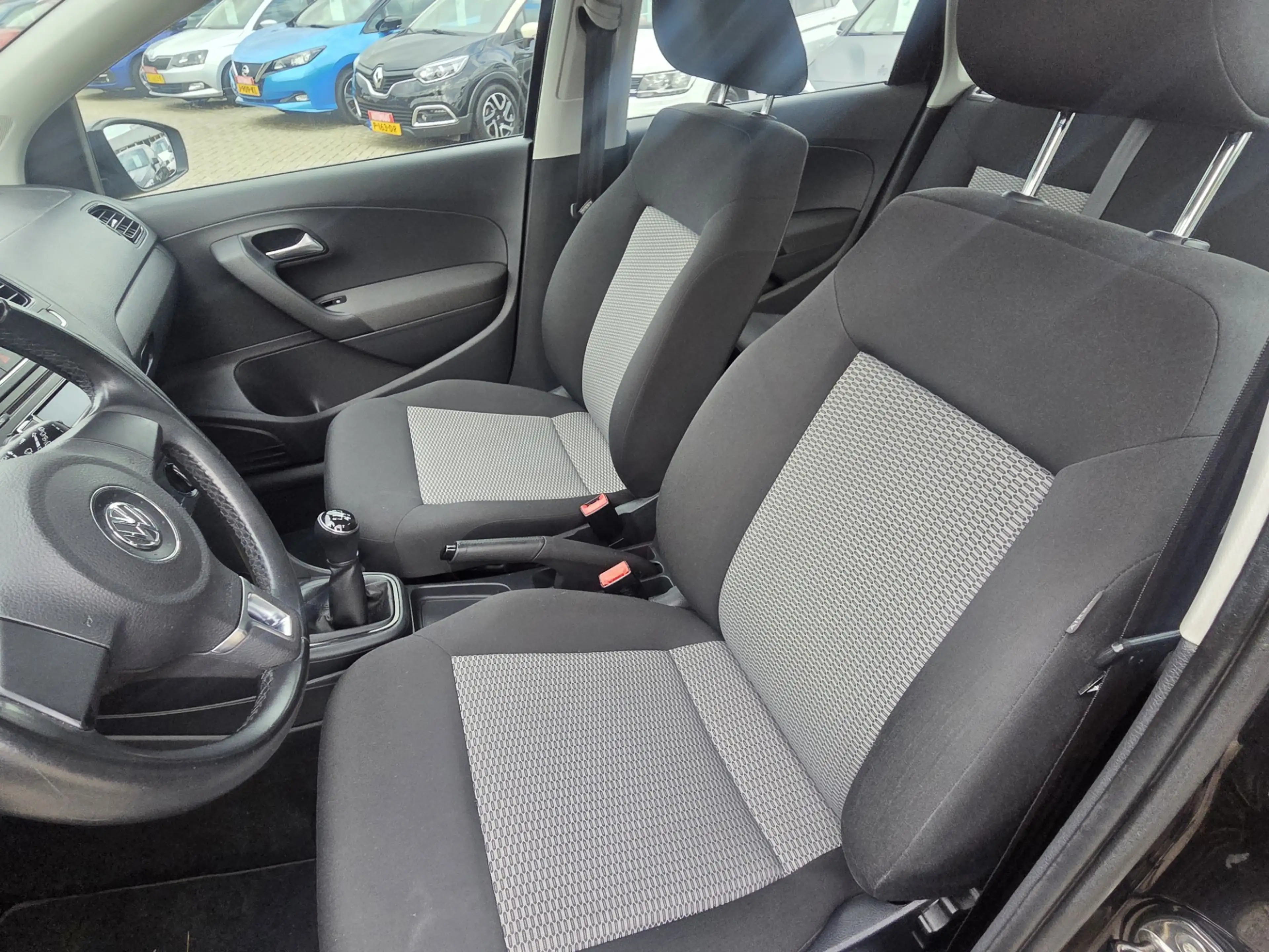 Volkswagen Polo 1.2 TSI R-Line Edition/DEALER ONDERHOUDEN — photo 14