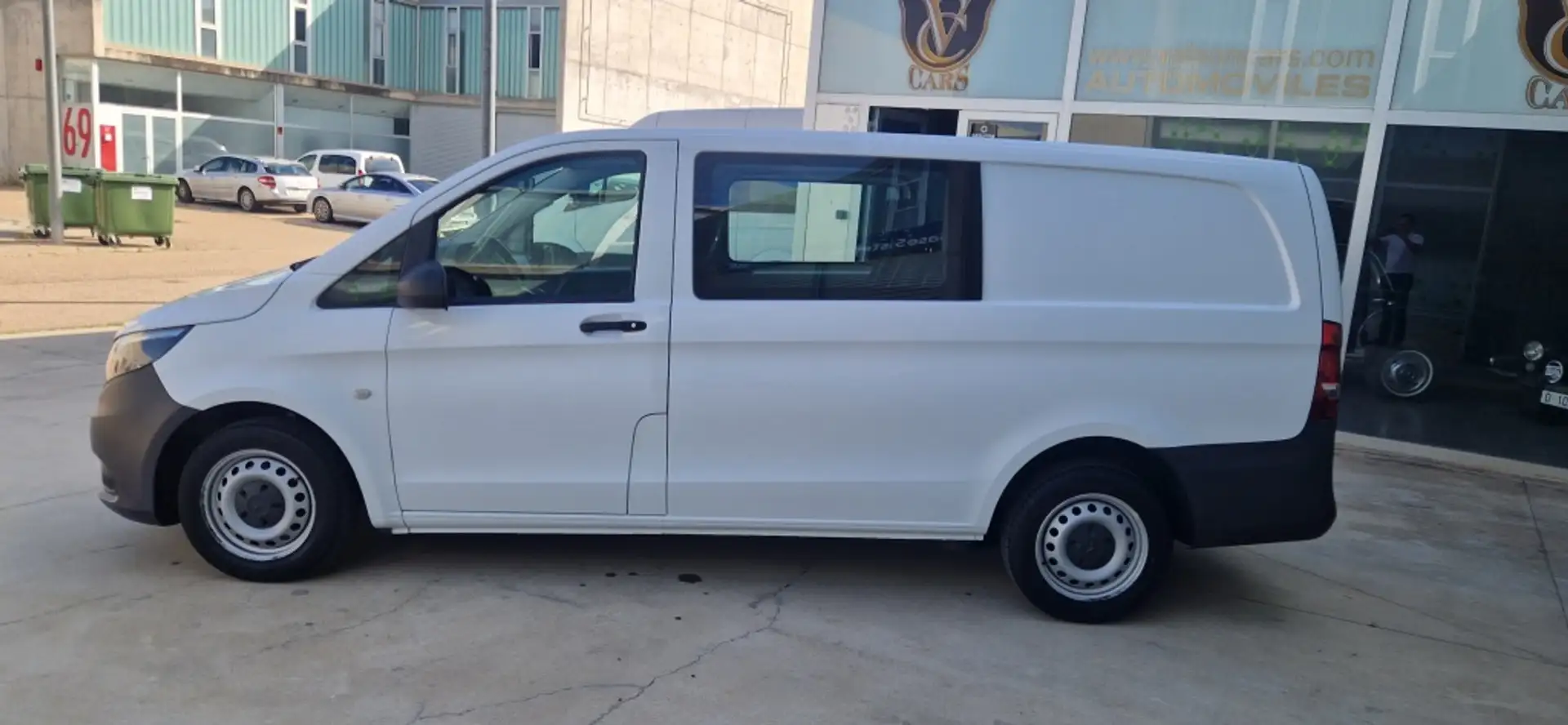 Mercedes-Benz Vito Mixto 111CDI Larga Blanco - 2
