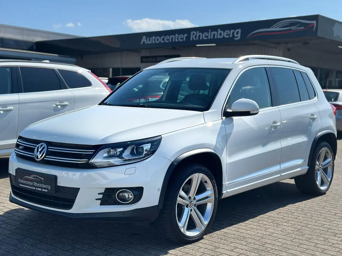 Volkswagen Tiguan Sport & Style BMT R-Line 1. Hand HU NEU Weiß - 1