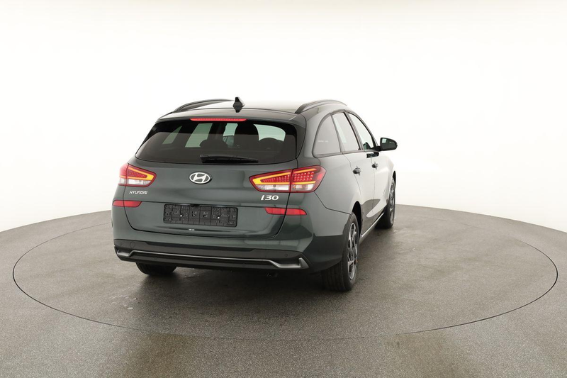 Hyundai i30 Kombi 1.6 T-GDI DCT, Navi, Kamera, Winter, 16-Zoll — photo 17