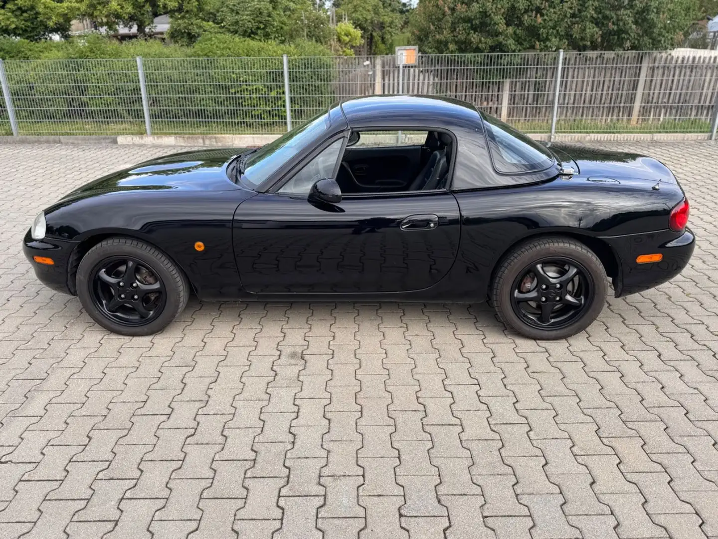 Mazda MX-5 1.6 Impulse ALU HARDTOP 1.HAND Schwarz - 2