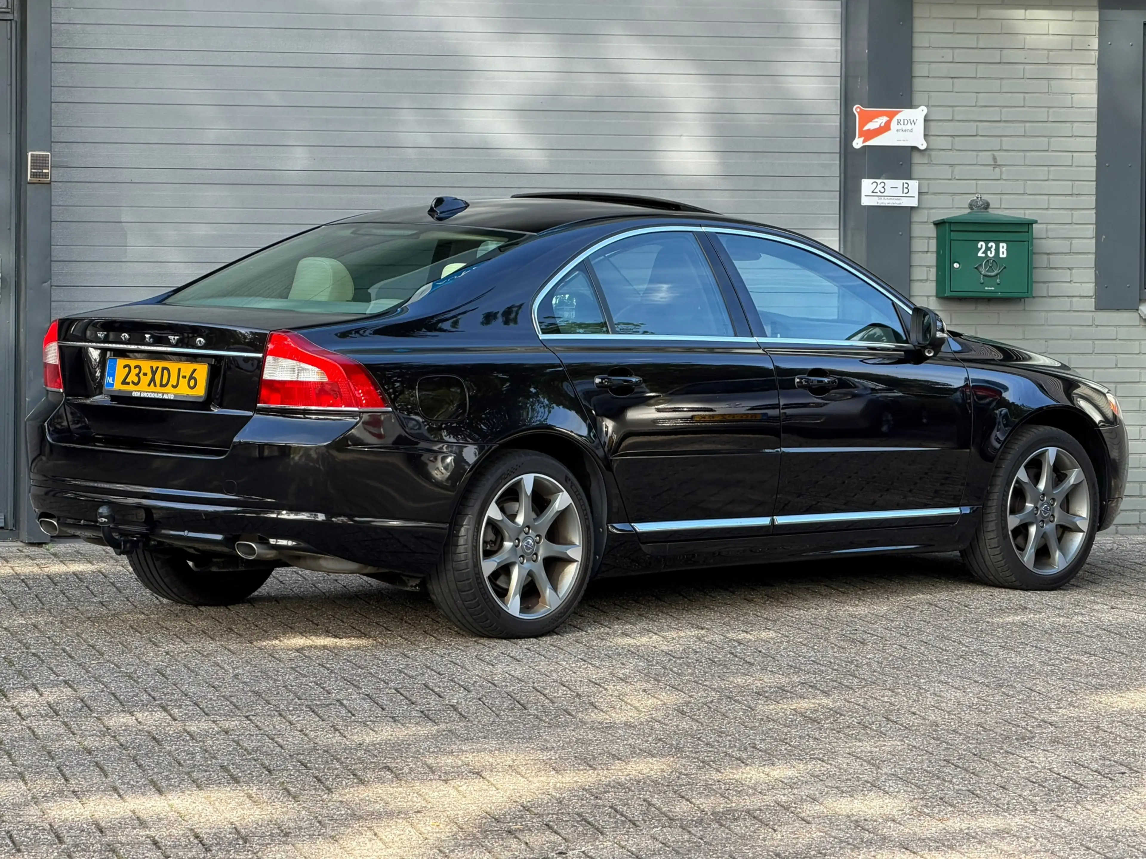 Volvo S80 2.4 D5 Limited Edition — photo 5
