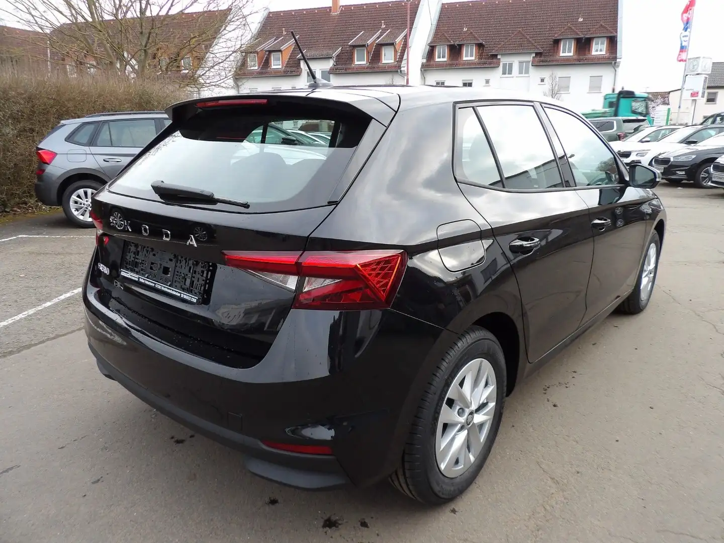 Skoda Fabia Selection 130 5 Jahresgarantie  100000KM Zwart - 2