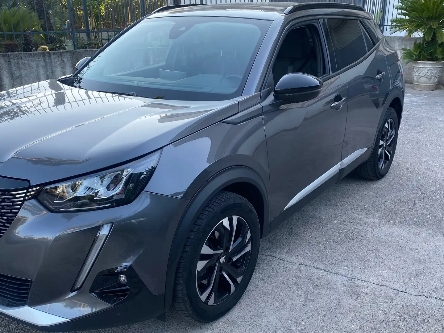 Peugeot 2008 2008 1.5 bluehdi GT Pack s Grigio - 2