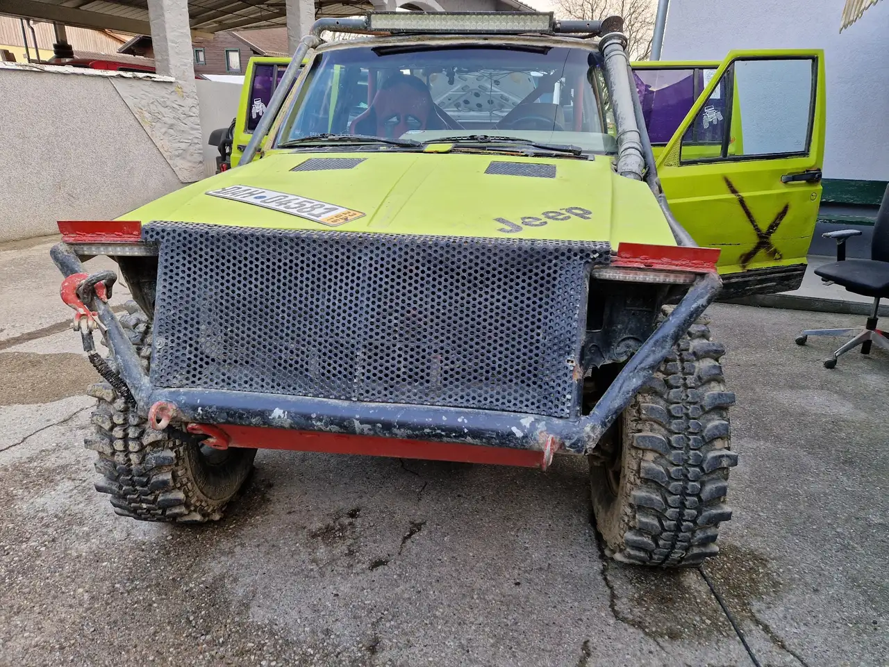 Jeep Cherokee 4,0 Aut., foto 2