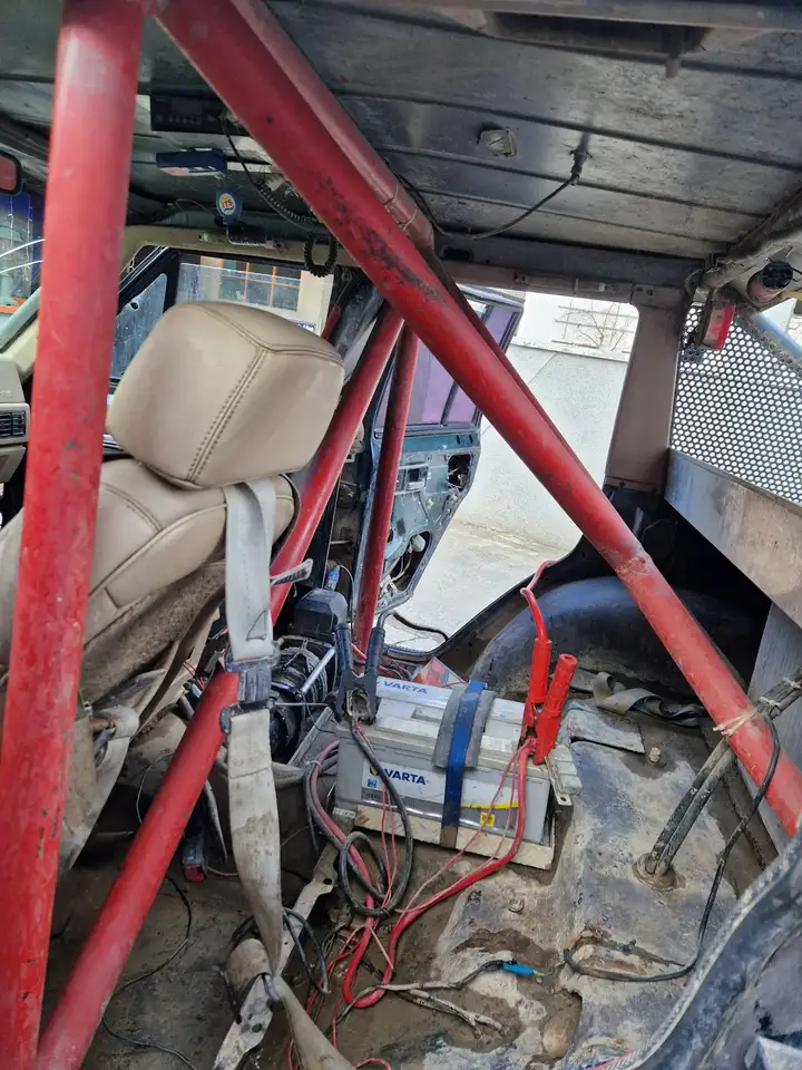 Jeep Cherokee 4,0 Aut., foto 9