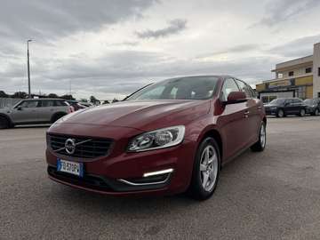 V60 2.0 d3 150CV Summum