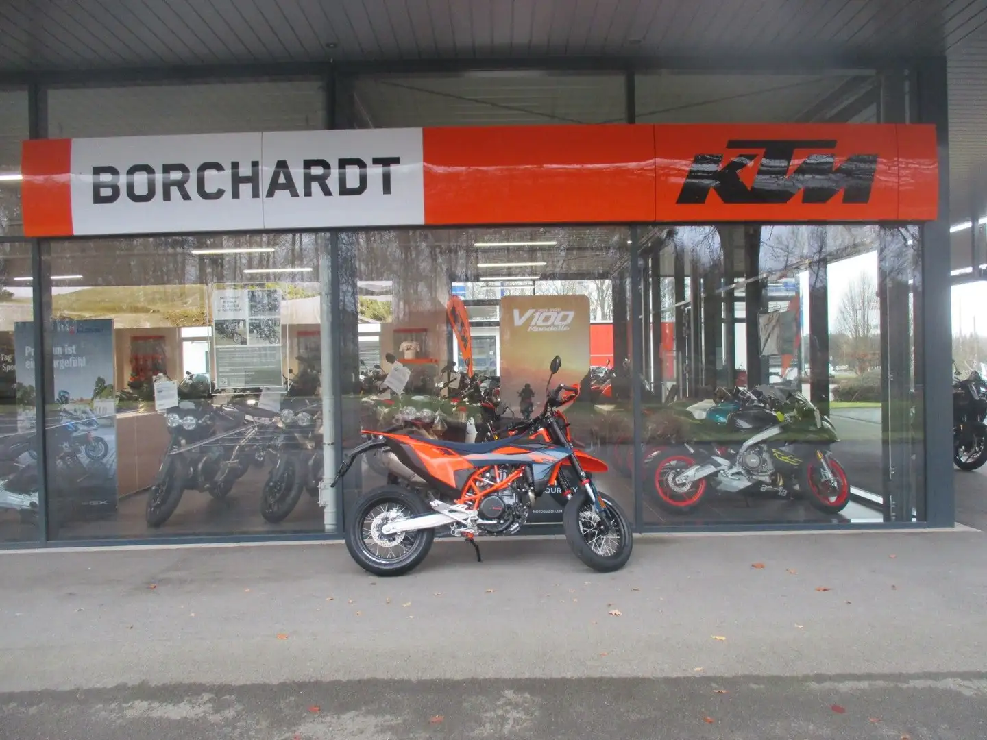 KTM 690 SMC R MY26*Sofort Verfügbar*79 PS Pomarańczowy - 1