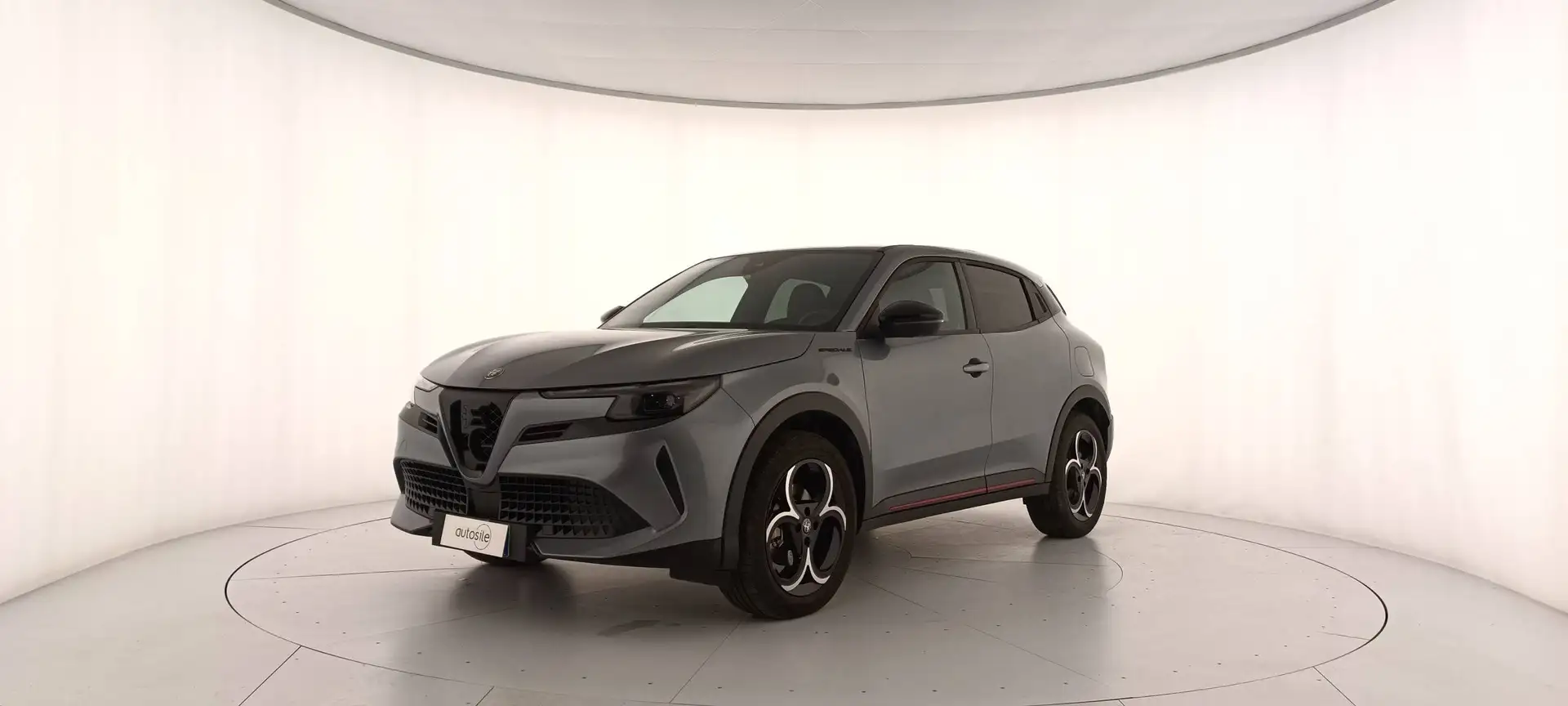 Alfa Romeo Junior 1.2 ibrida Speciale 136cv edct6 - 1