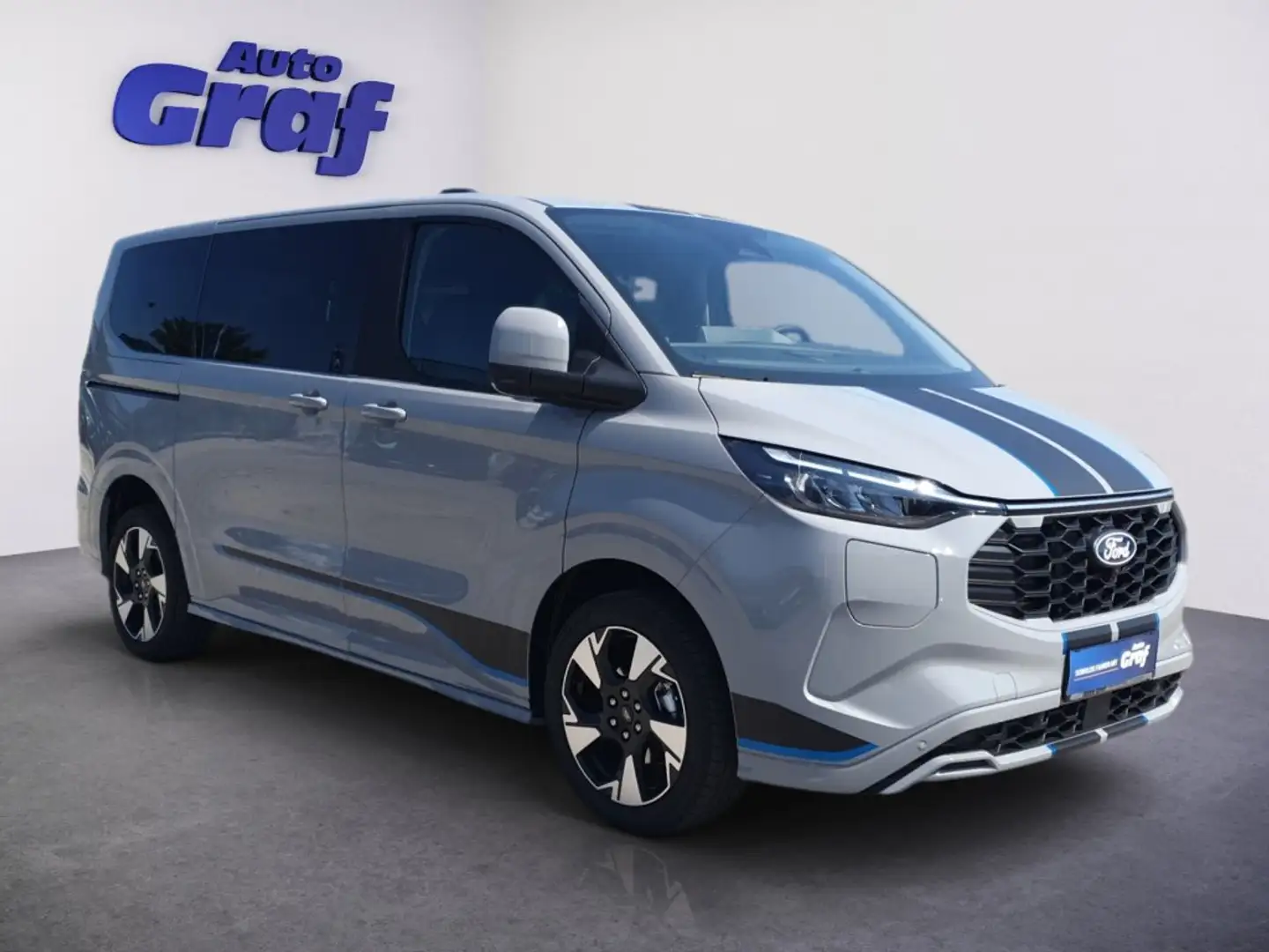 Ford Tourneo Custom Bus 2.5 PHEV 340 L1H1 FWD Sport Aut Grau - 2