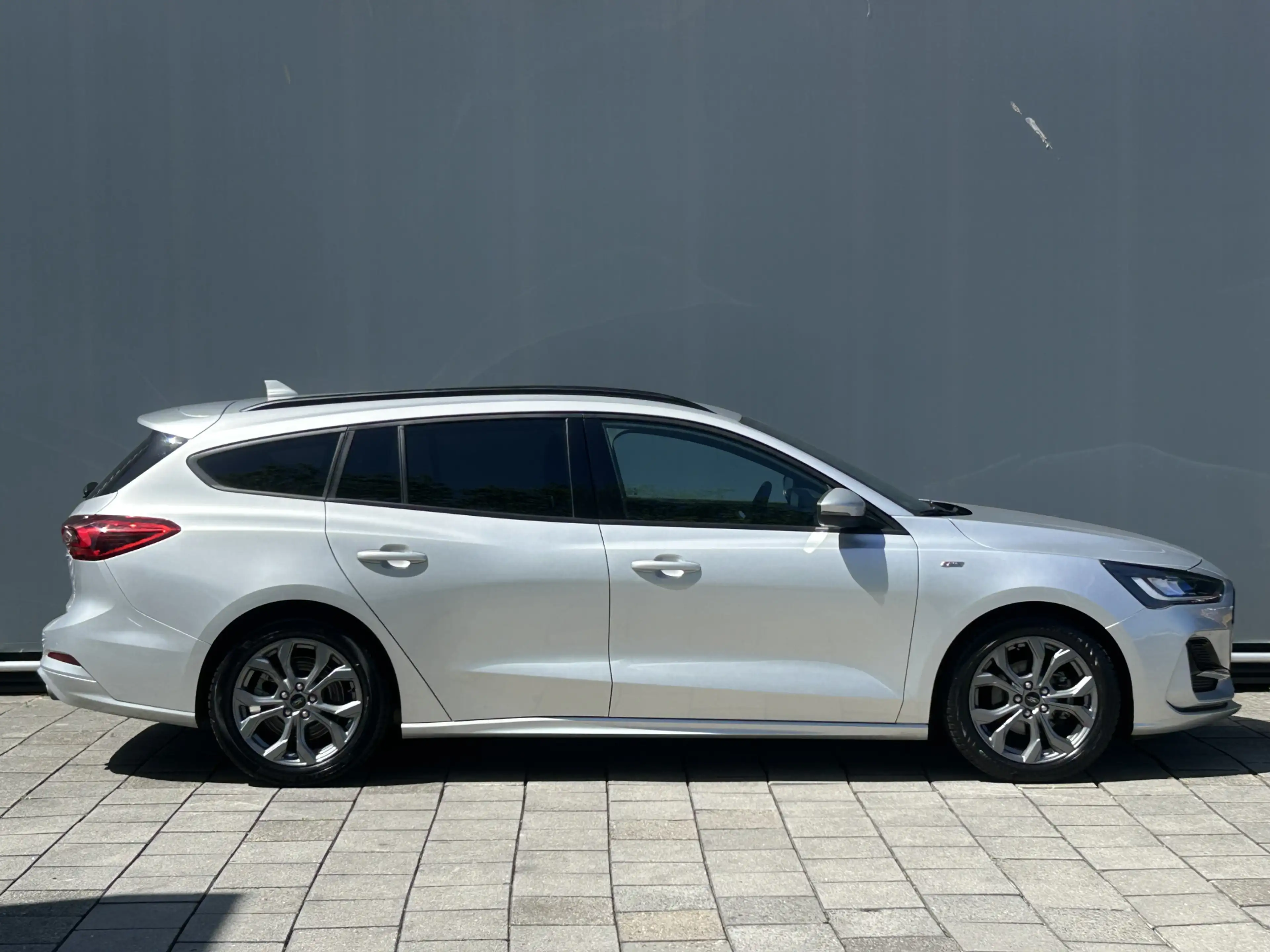 Ford Focus Wagon BWJ 2022 | 1.0T 126PK Hybrid ST Line NW MODE — photo 28