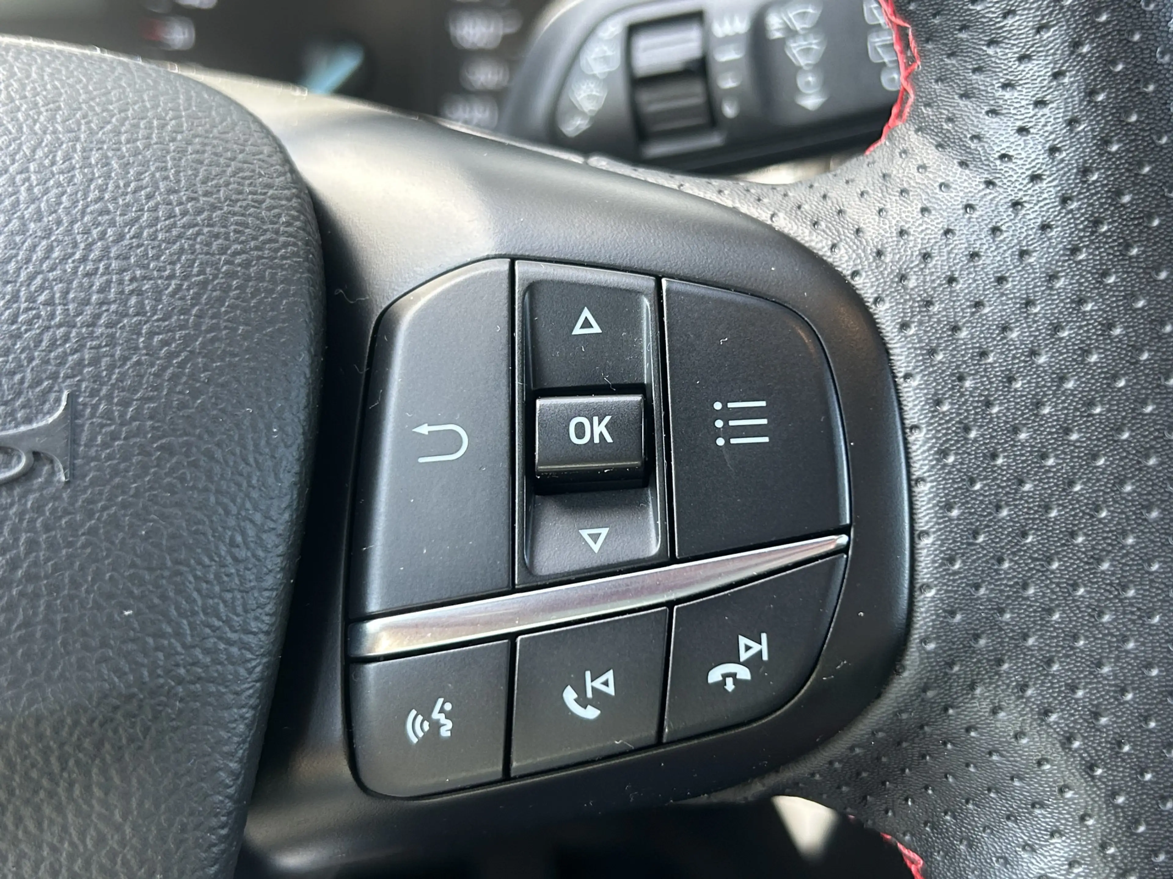 Ford Focus Wagon BWJ 2022 | 1.0T 126PK Hybrid ST Line NW MODE — photo 10