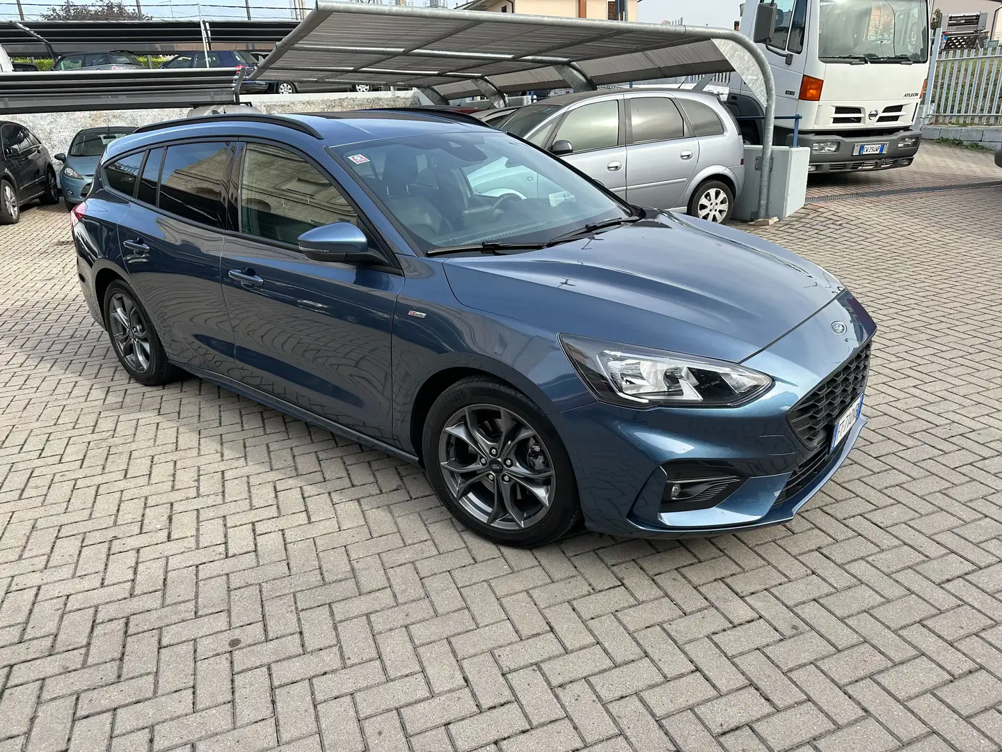 Ford Focus SW 2.0 tdci ST-Line Business s Blauw - 2