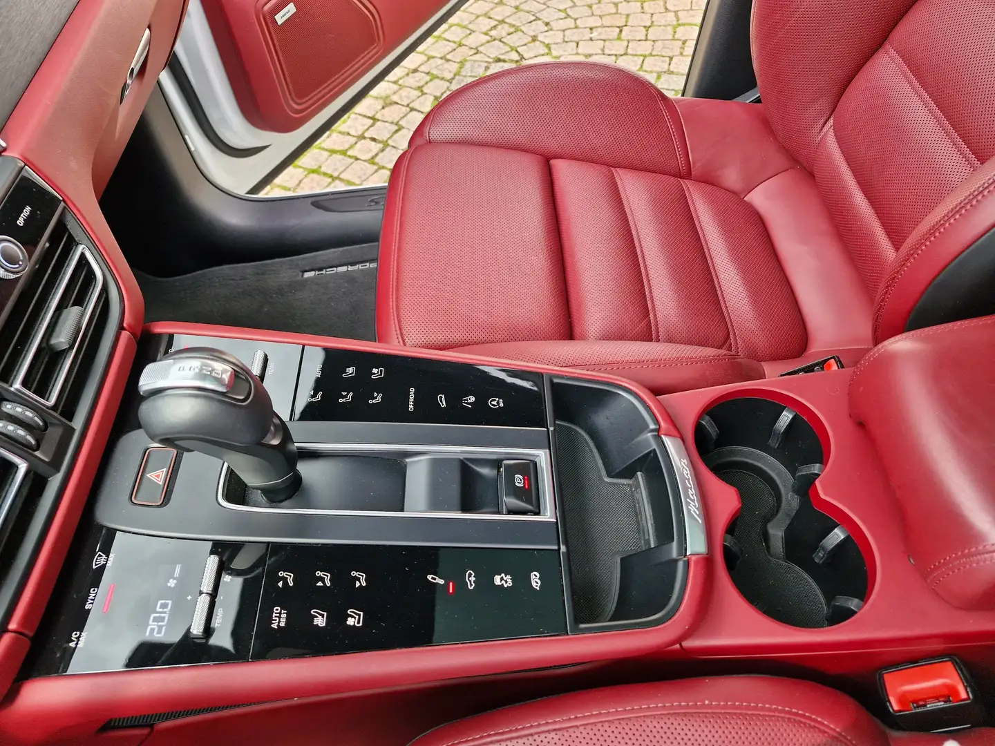 Porsche Macan GTS Weiß - 2