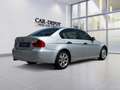 BMW 320 Baureihe 3 Lim. 320i*KLIMAAUT.*PDC*SHZ*AUX* srebrna - thumbnail 4