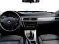 BMW 320 Baureihe 3 Lim. 320i*KLIMAAUT.*PDC*SHZ*AUX* srebrna - thumbnail 13