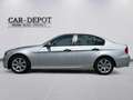 BMW 320 Baureihe 3 Lim. 320i*KLIMAAUT.*PDC*SHZ*AUX* srebrna - thumbnail 2