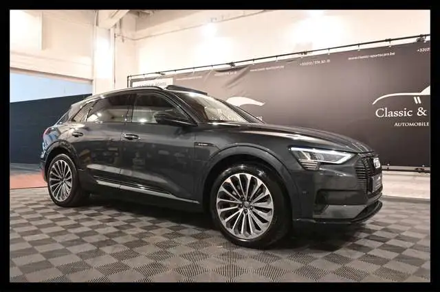 Audi e-tron 50 QUATTRO / S-LINE / TOIT PANO / CAMERA 360 + 3D