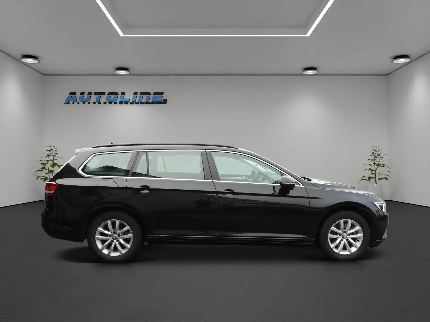 Volkswagen Passat Variant Comfortline**1.6*TDI*DSG*NAVI*KAM Schwarz - 2