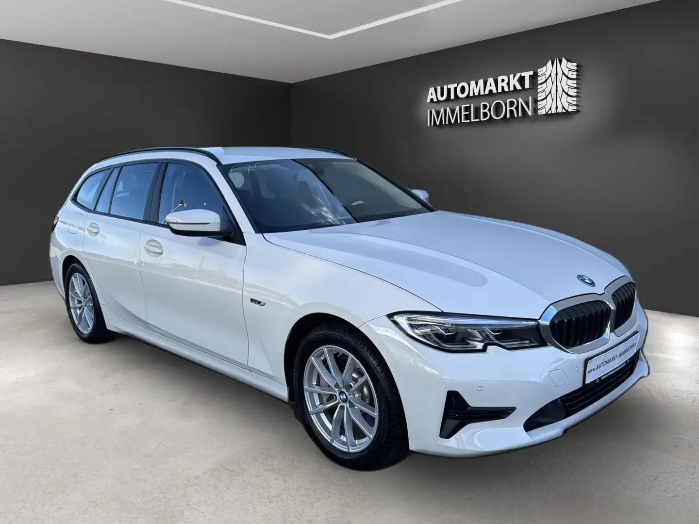 BMW 330 e Laser*HUD*DAB*HiFi*LivecP*ACC*UVP62T€ Weiß - 1