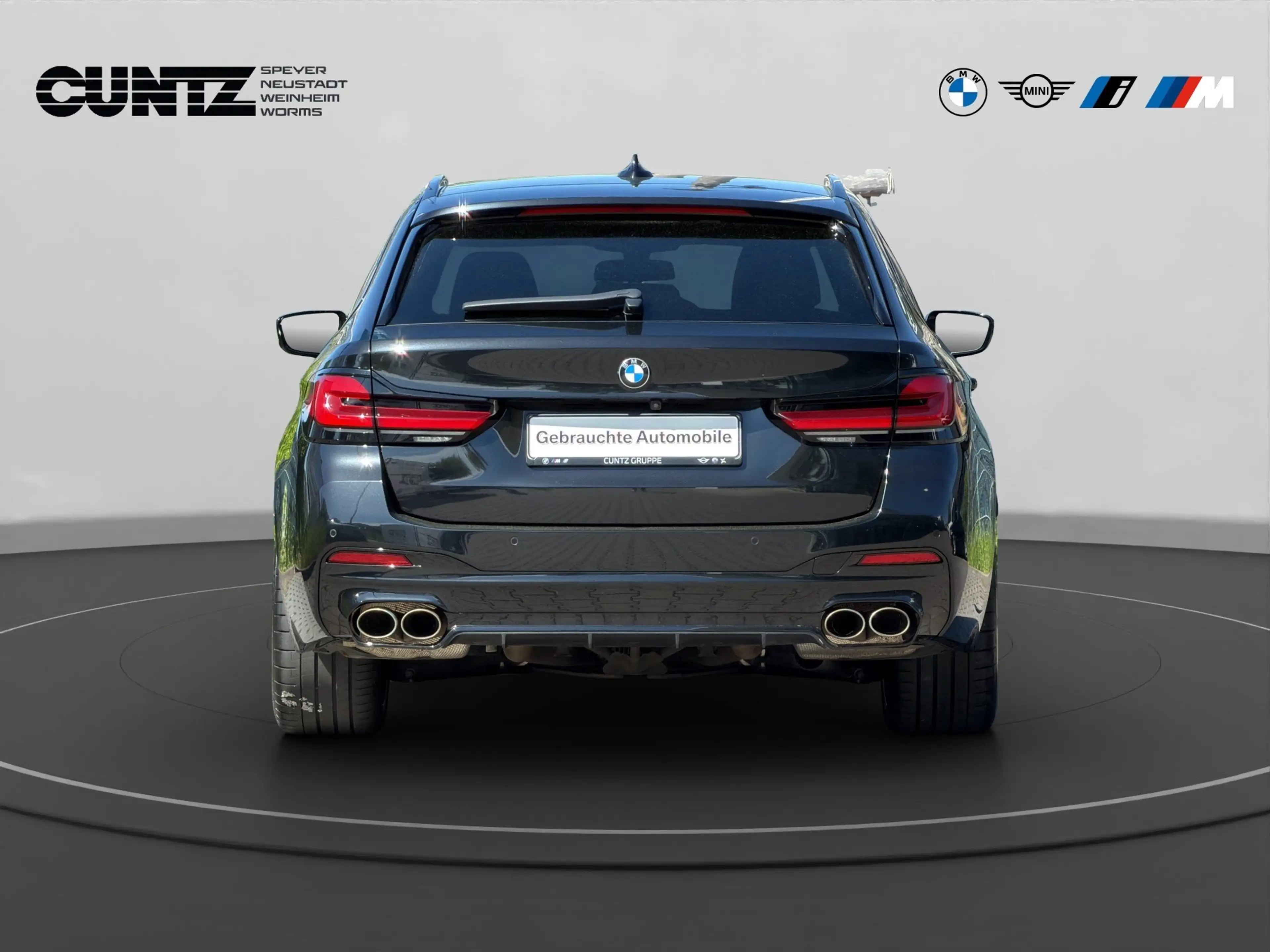 Alpina D5 S Touring Allrad Panorama DrivingAssistProf Laserl — photo 6