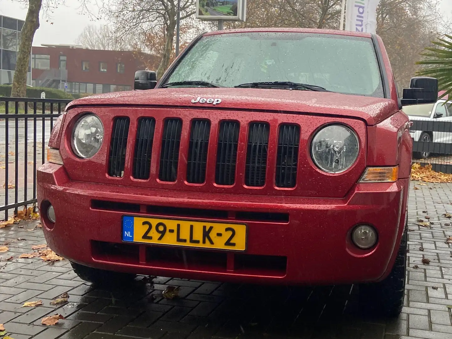 Jeep Patriot Patriot 2.4 Ltd Liberty Rood - 2