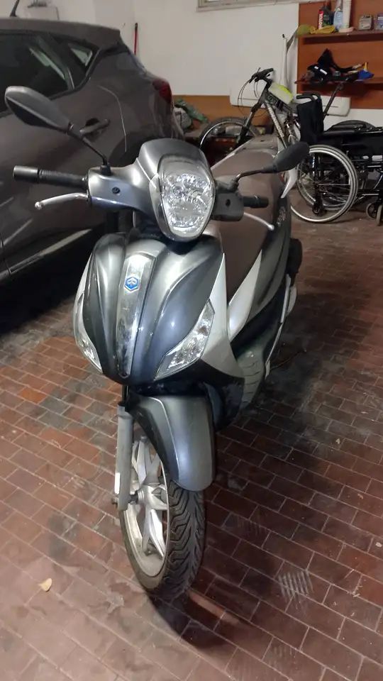Piaggio Medley 150