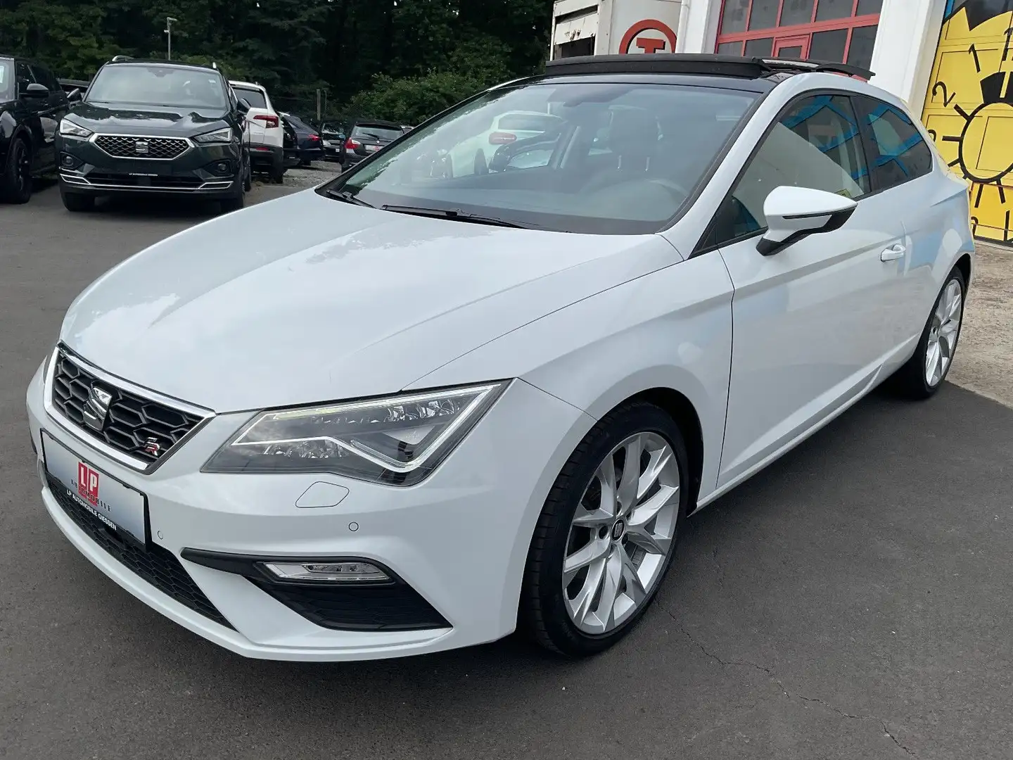 SEAT Leon SC FR LED Pano Ambiente Navi PDC Alcantara Blanc - 1