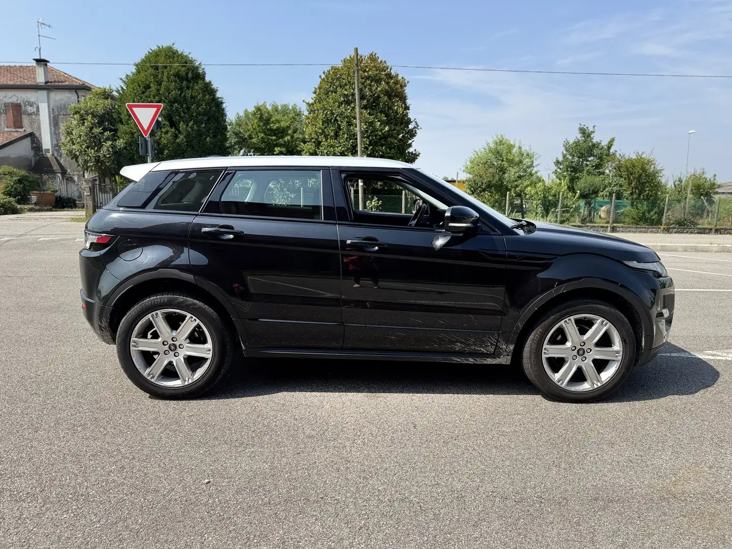 Land Rover Range Rover Evoque 5p 2.2 td4 Dynamic 150cv auto 9m - 2