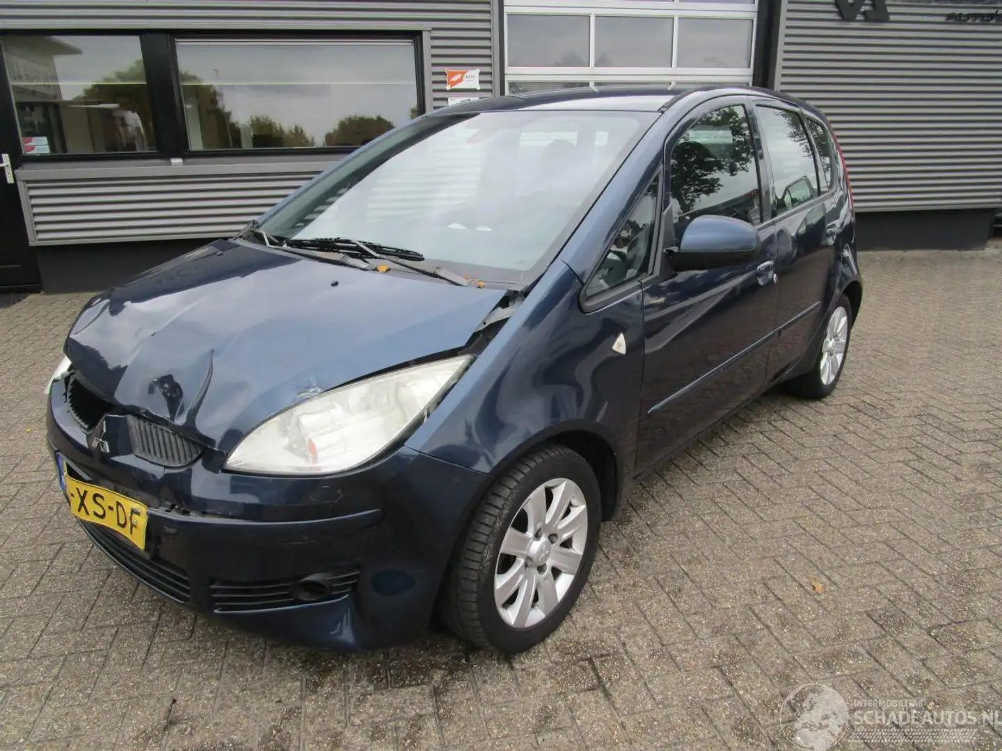 Mitsubishi Colt 1.3 Invite+ 5drs Blauw - 1