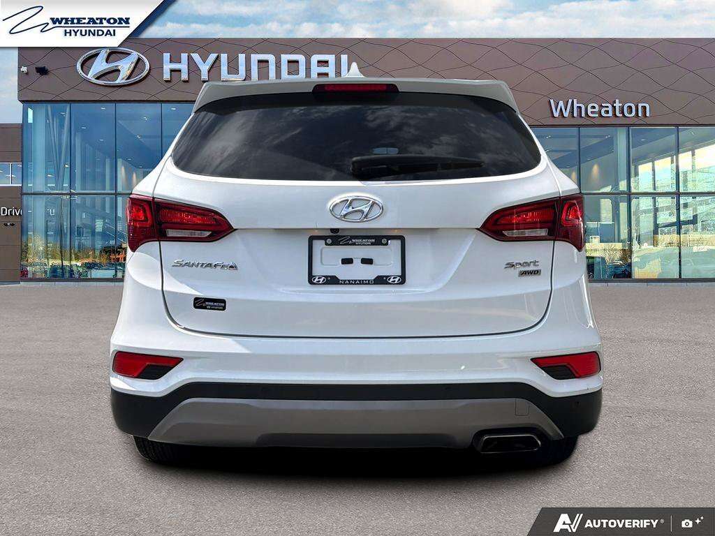 2017 Hyundai Santa Fe SE AWD, Local Island unit, Heated leather seats w/ — снимка 1