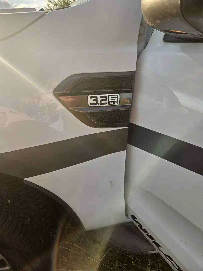 Ford Ranger Ranger Pick Up 4x4 TDCi Wildtrak Weiß - 2