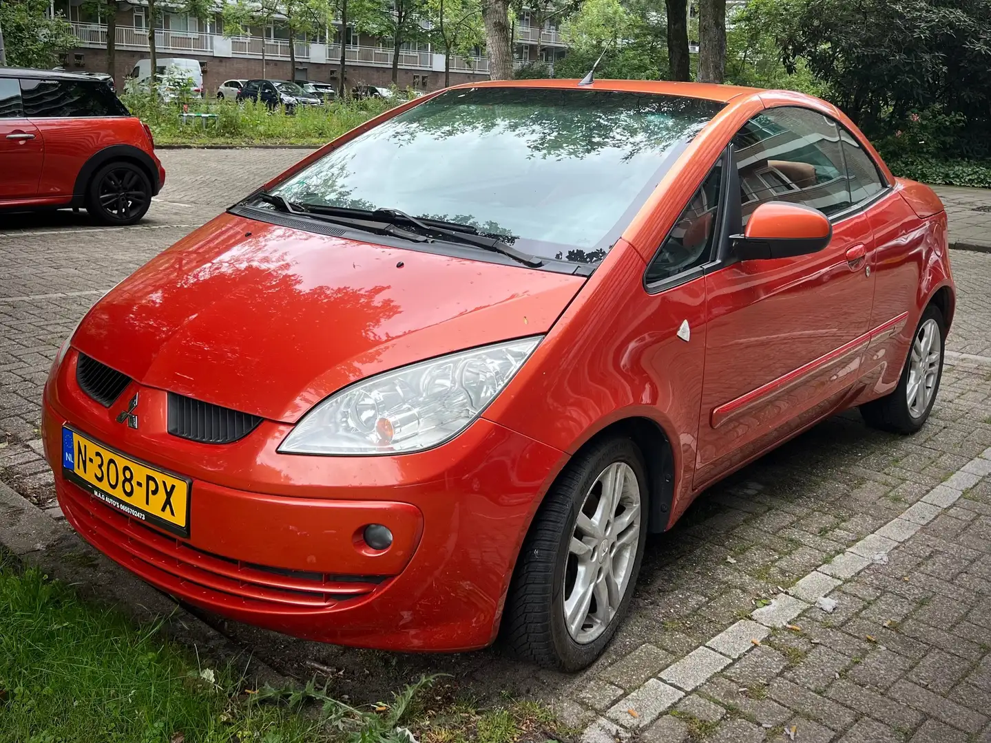 Mitsubishi Colt Czc 1.5 Naranja - 2