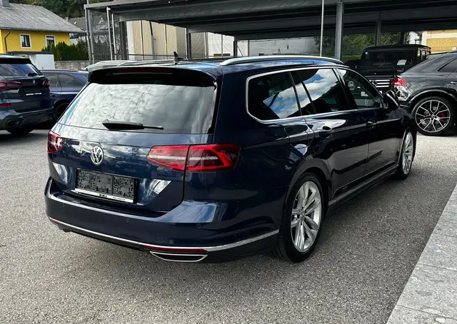 Volkswagen Passat view 13