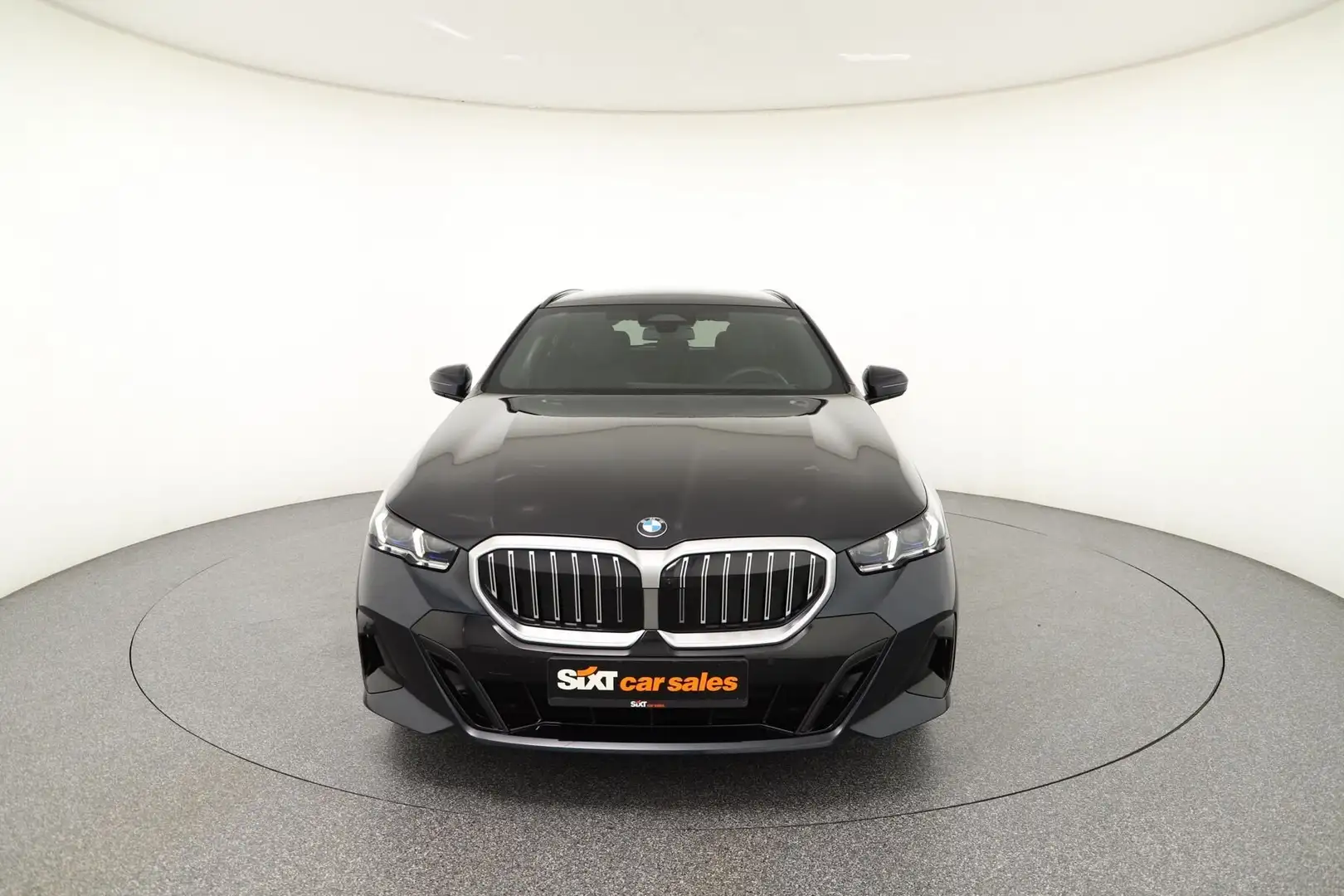 BMW 520 d xDr. M Sport ACC|Lüft|Pan|PA+360|harman|AHK Schwarz - 2