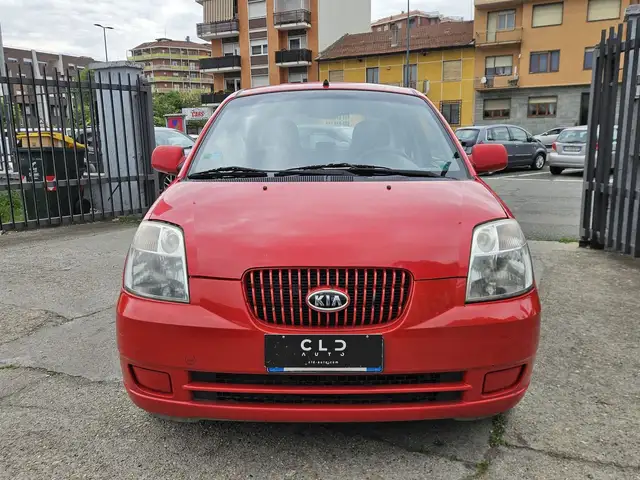 Kia Picanto view 2