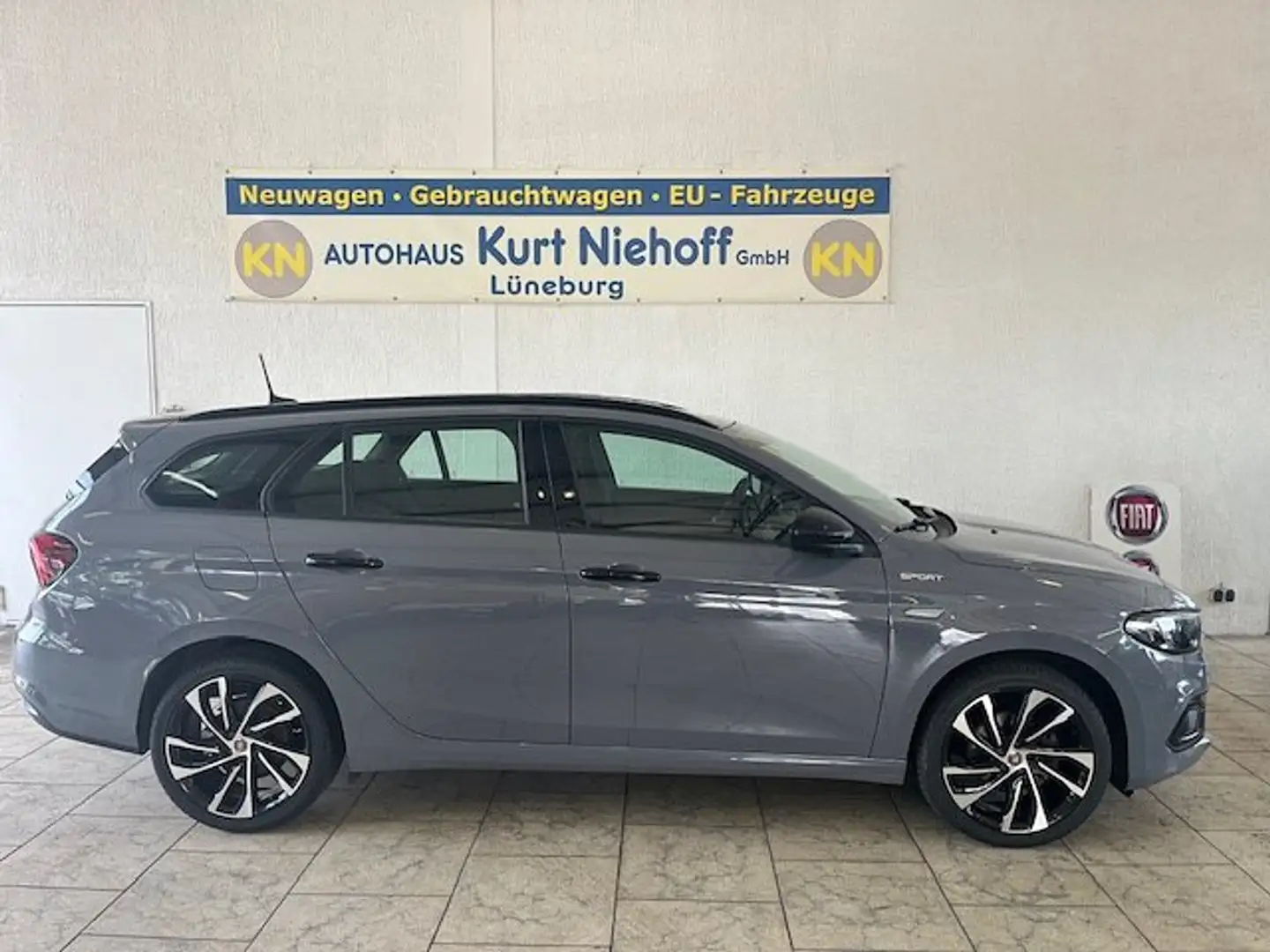 Fiat Tipo Tipo City Sport Kombi +LED +Kamera +2x PDC Grijs - 1