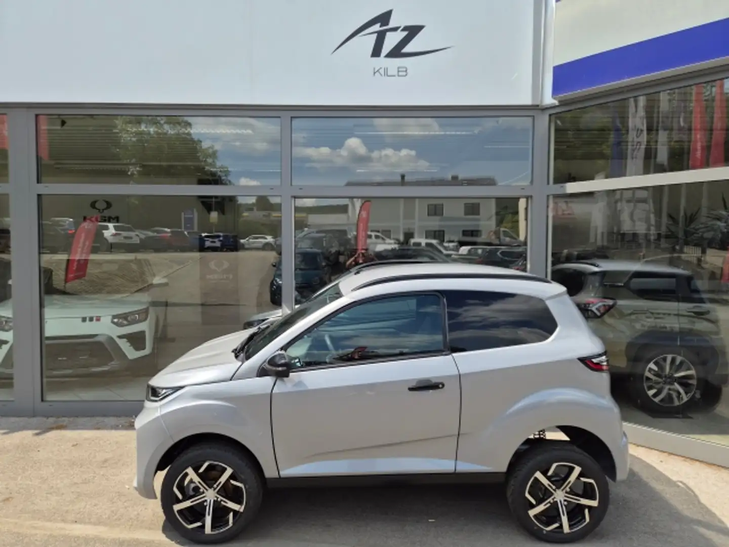 Aixam Crossover Premium 482D Silber - 1